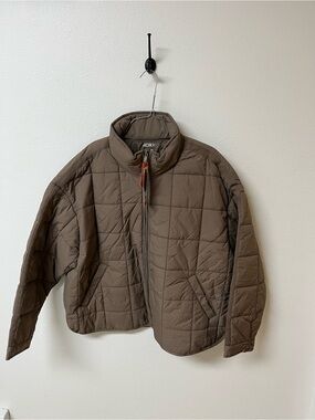 Roxy Quilted Puffer Jacket in Taupe women’s size XXL